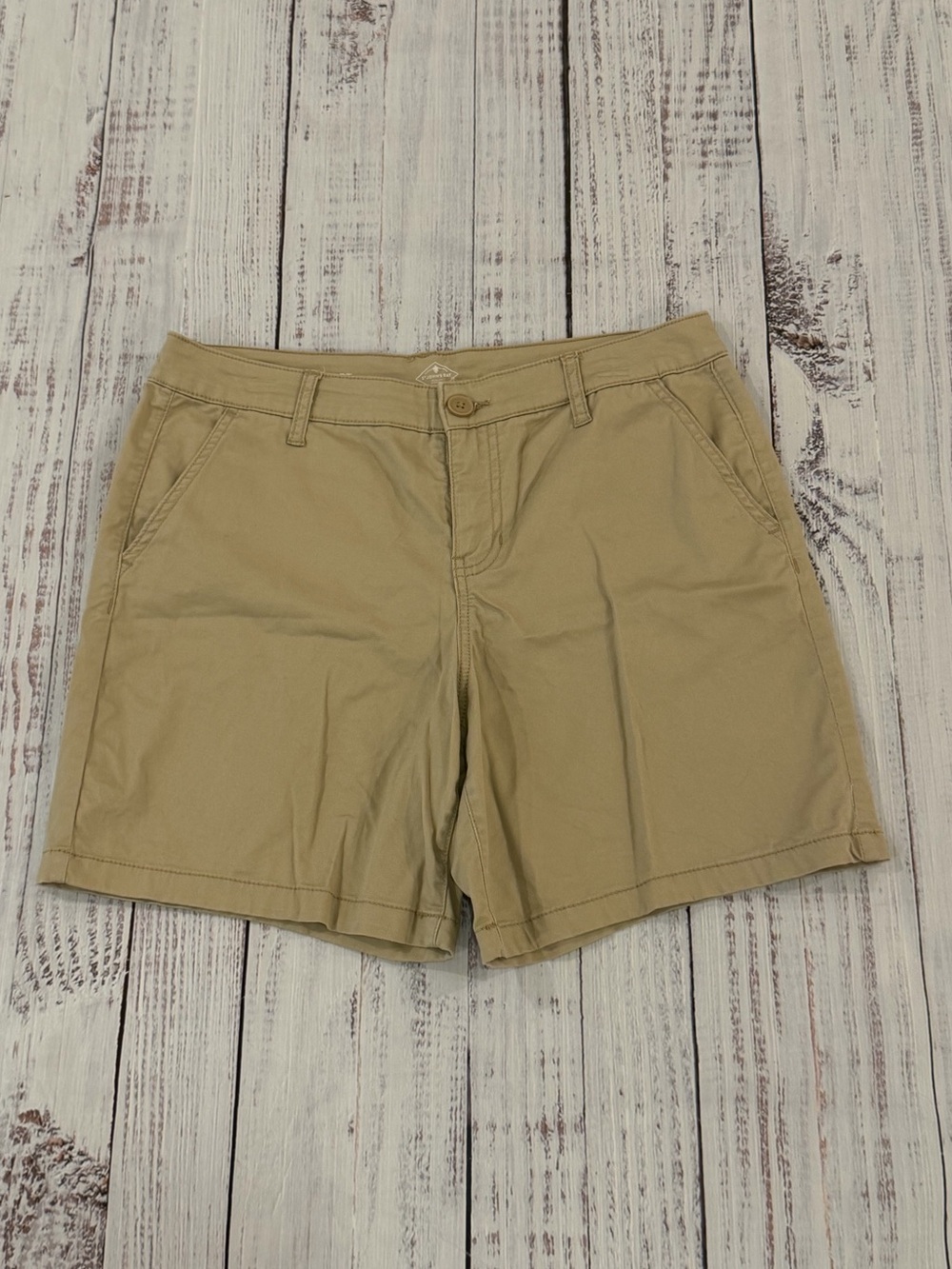 St. John's Bay Flat Front Chino Shorts Womens 10 Khaki Preppy Stretch Minimalist